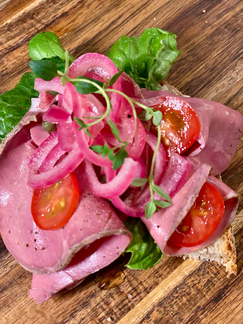 Snitt m/roastbeef og remulade