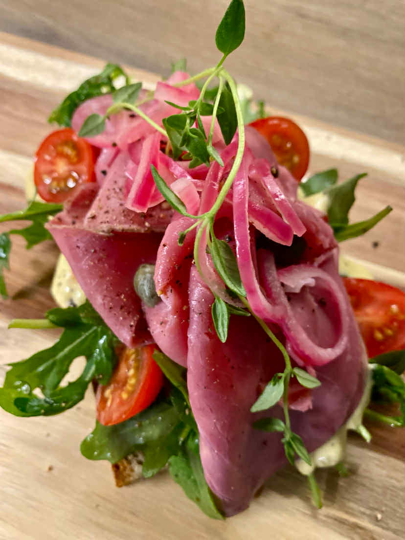 Smørbrød m/roastbeef og remulade